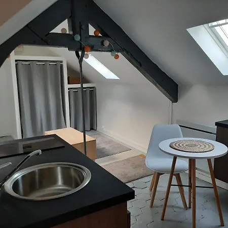 La Maison De L 'arbre Sec * Fontainebleau
